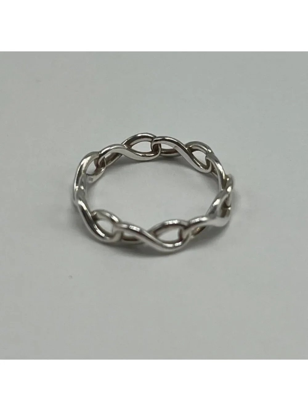 Tiffany & Co Infinity Band Ring